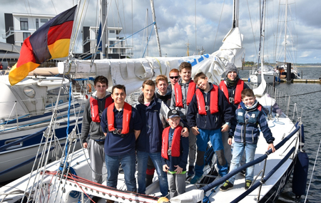 Die Crew von Mathias Bierwirth: Ole, Felix, Ben, Jasper, Christopher, Marc, Tim, Marvin und Tjark.