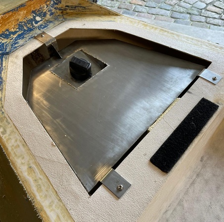 der Kraftstofftank konnte fest im vorderen Bereich eingebaut werden.