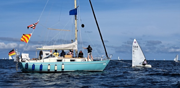 Das Start-/Zielschiff stellte Tjark Schilly bereit.